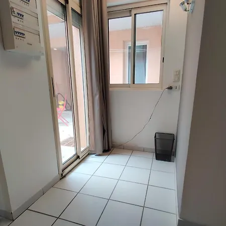 Joli 40 m dans le quartier Saint-Martin Appartement *